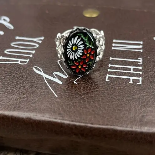 Vintage Daisy Floral Adjustable Ring Black Oval Cabochon