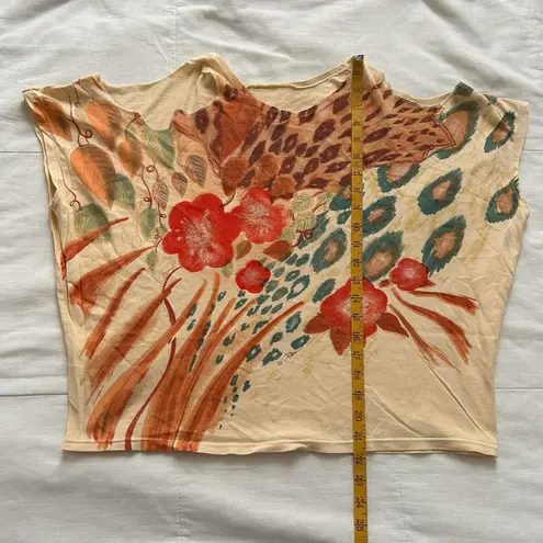 90s euro vintage unique printed cut out sleeve shoulder tee Size small Orange