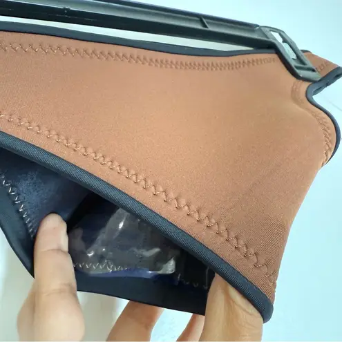 NWOT abysse. Jenna Bottom Reef