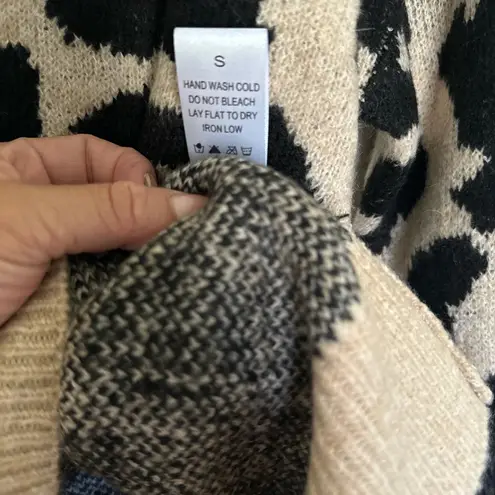 Adora | Sweater Womens | Sz Small | Leopard Print | Fall Tan