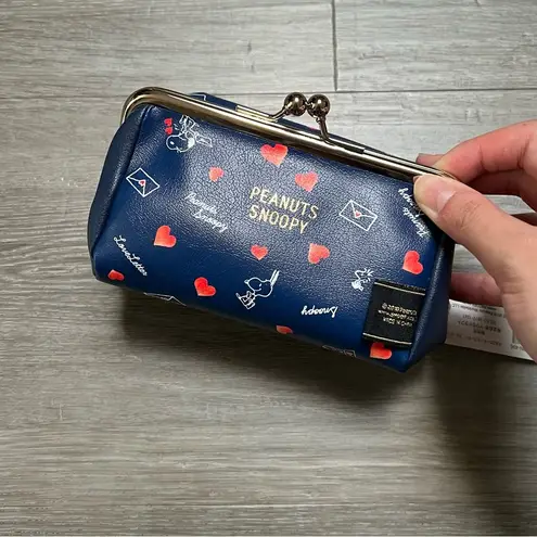 Peanuts snoopy small pouch clasp makeup bag pouch Blue