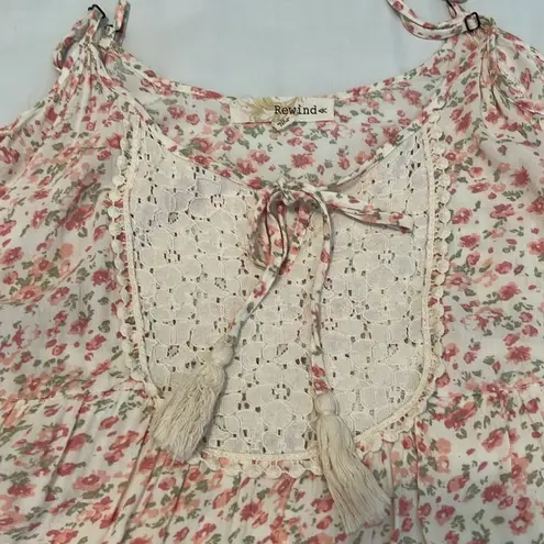 Rewind szS cold shoulder eyelet bodice ruffled short sleeves and hem lined EUC