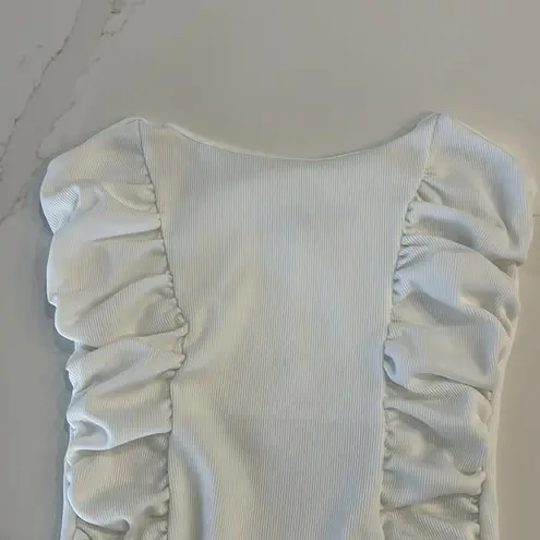 Pretty Little Thing  White Strapless Rouched Bodysuit