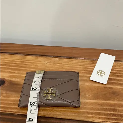 Tory Burch  Kira Chevron Card Case Wallet In Classic Taupe NWT
