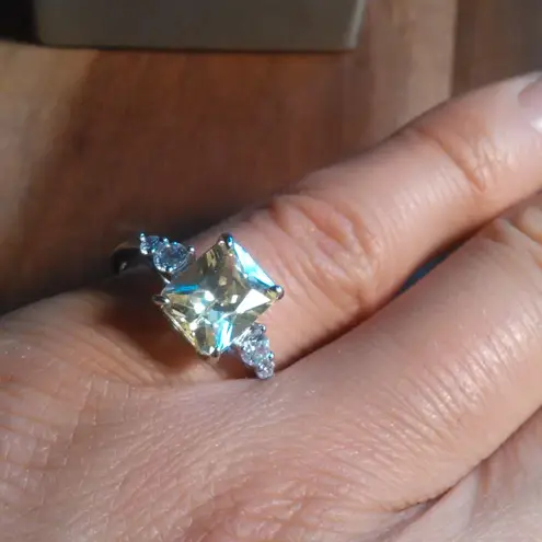 Simulated Peridot and White Diamond Sterling Silver Ring (Size 6)