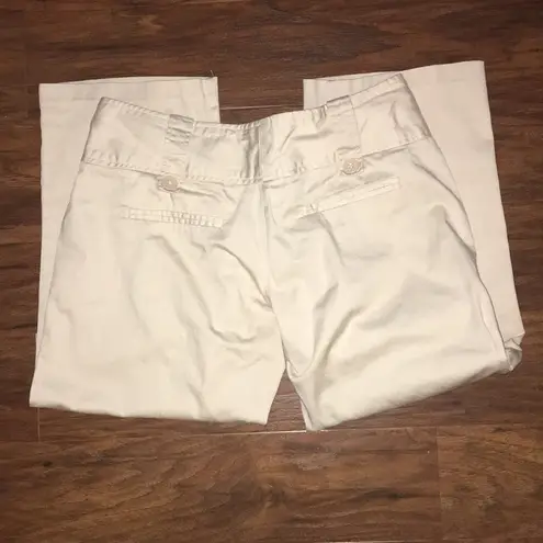 Studio Y  Khaki Capri Pants Size 5/6