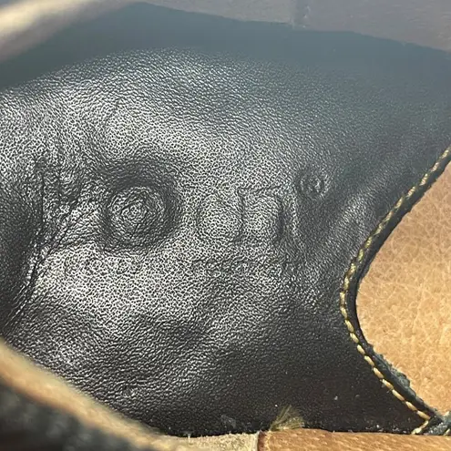 Born Slip On Flat Sz 6 Suede Square Toe Chevron Pattern Casual Black Comfort