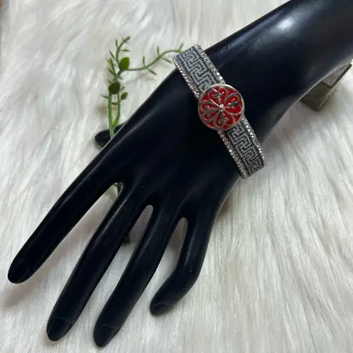 Snap button red enamel faceted rhinestones bracelet