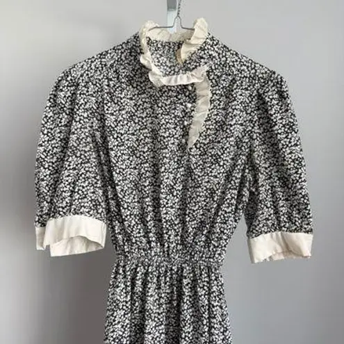 VTG 70s Ruffle Trim Floral Dress Ruffle Collar Midi Button Cottagecore Black