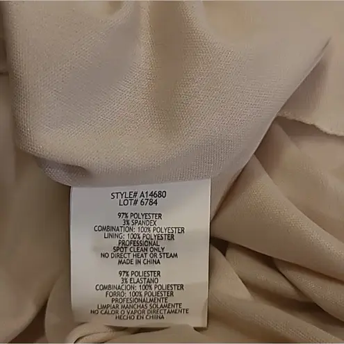 Betsy and Adam Long Dress Size 4 MSRP $369.00 prom dress, wedding dresses