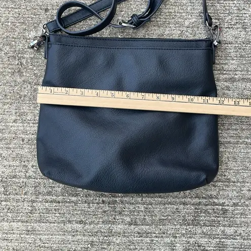 Magnolia and Vine purse bag Black Crossbody shoulder classic traditional neutral