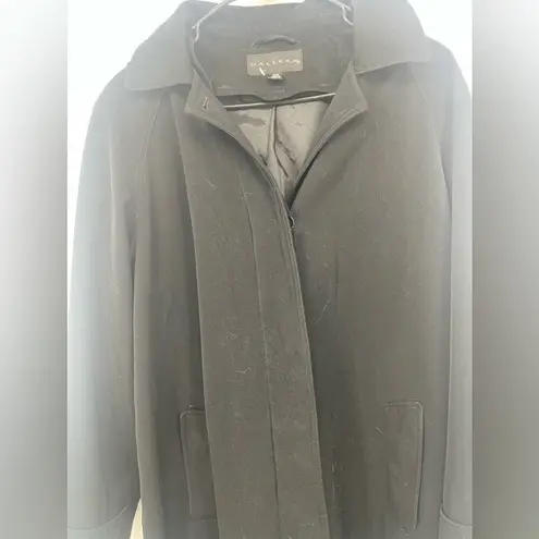 Gallery woman's black trench coat with hood size Medium