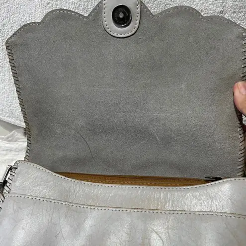 Patricia Nash Handcrafted Beige Tooled Leather Crossbody Bag Adjustable Strap - Image 7