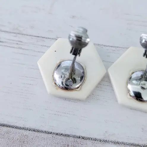 Vintage Clip On Earrings Cream Hexagon Shape