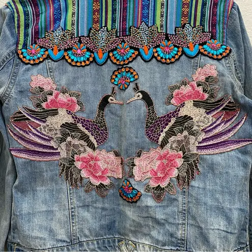 Customized Embroidered Patch Peacock Denim Jean Jacket Size M