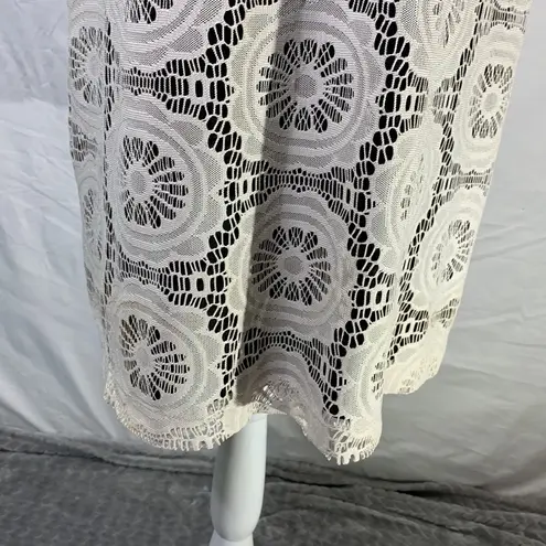 London Times Crochet Overlay Cream and Black Block Yoke Dress Size 12