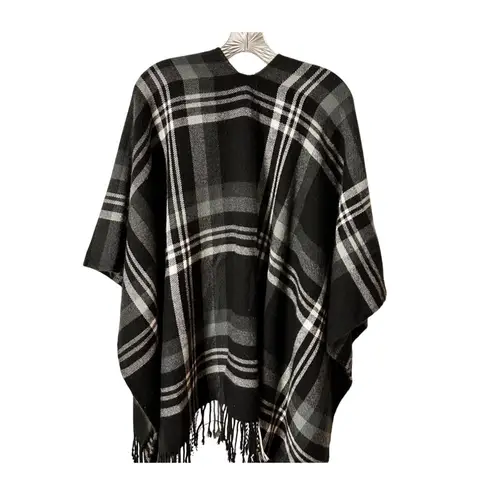 Unbranded OS Black & Gray Plaid Poncho Shawl Wrap With Fringe Edges Size undefined