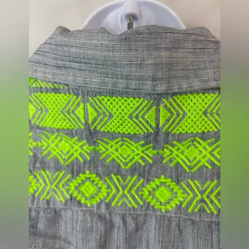 Rock & Roll Cowgirl  XL Embroidered Long Sleeved Pearl Snap Shirt in Lime n Blue - Image 4