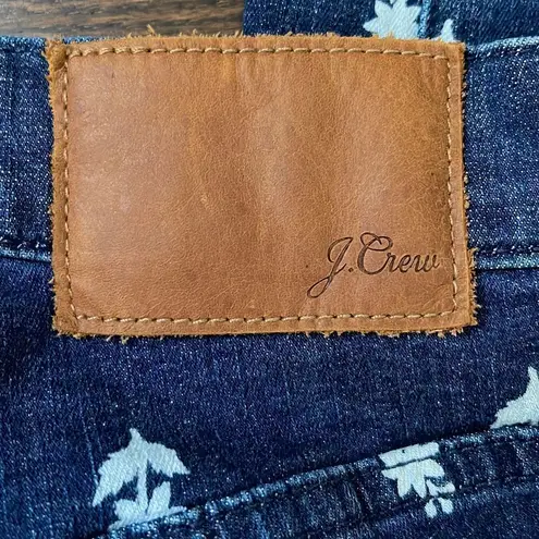 J. Crew. 9” High Rise Toothpick Jeans w/floral pattern. Size 25 Blue