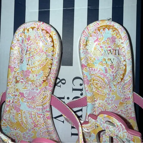 Crown & Ivy ™ Wylie Thong Sandals - Pink Paisley Print