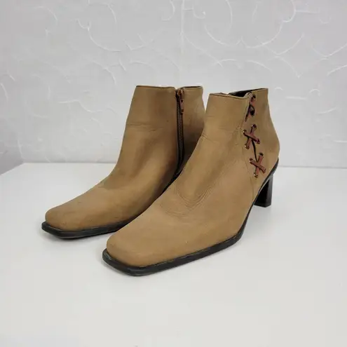 Etienne Aigner Womens Boots Size 7.5 Brown Suede Block Heels Ankle High