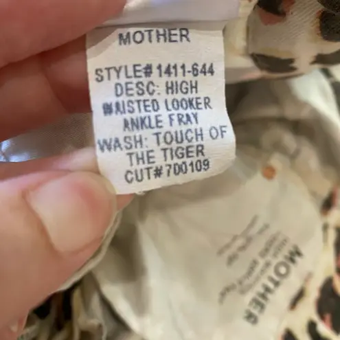 MOTHER Denim Mother High Waist Looker Ankle Fray Leopard Jeans