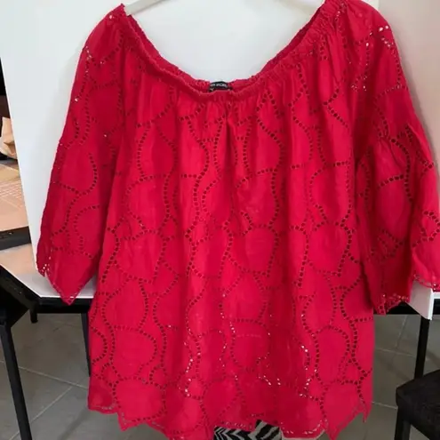 Red Heart Detail Top Size L