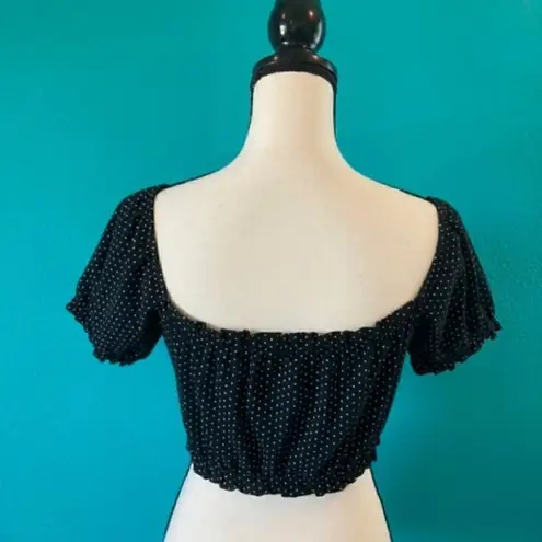 Brandy Melville  off the shoulder polka dot top