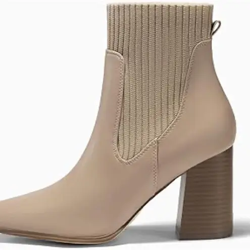 Women’s slip on Ankle boots chunky block heel Tan Size 7