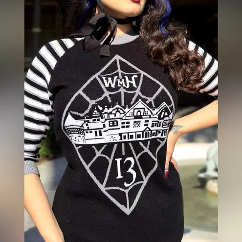 Winchester Mystery House
100th Anniversary WMH 13 Sweater
Mini Dress Plush XXXL Black Size undefined