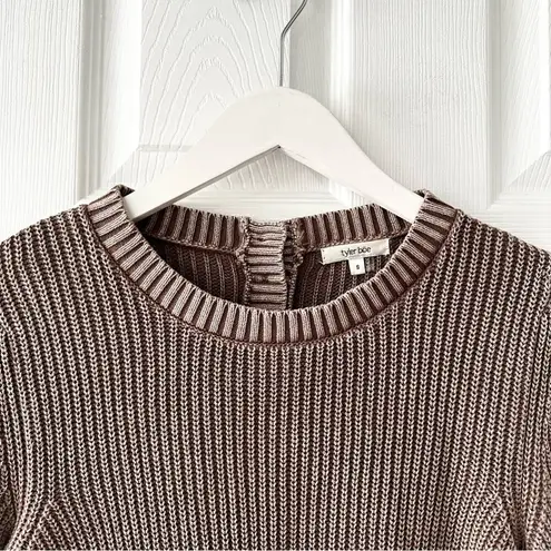 Tyler Boe Tan Light Brown Ribbed Button Back Neck Crewneck Casual Sweater Small