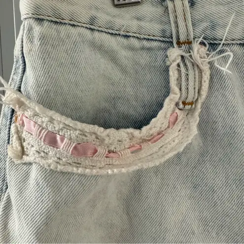 Vintage 90s Jou Jou Heartbreaker Denim Jean Shorts Lace Trim & Heart Patch 9/10 Blue