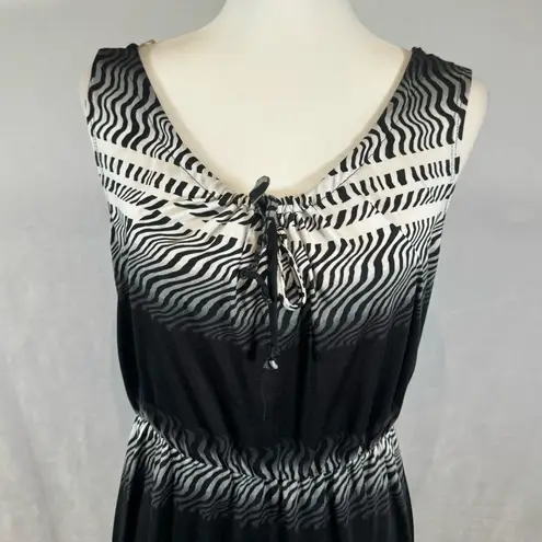 Notations Black and white abstract print midi dress size small