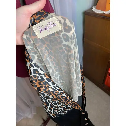 Vanity Fair purple label leopard print dressing gown 1960s