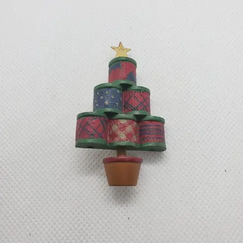 Hallmark Christmas Tree Brooch