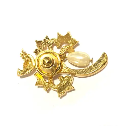 Vintage Gold Bird Tree Brooch with Faux Pearl Drop – Nature