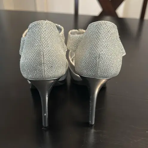 Fioni Elegant Silver High Heel Sandals Size 10