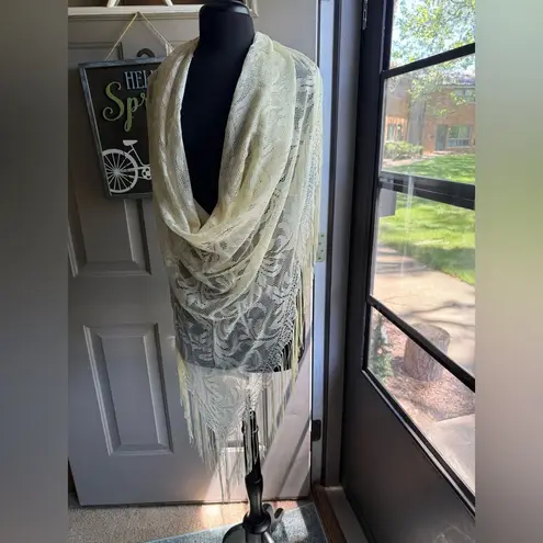 NOS vintage crochet boho large fringe shoulder shawl