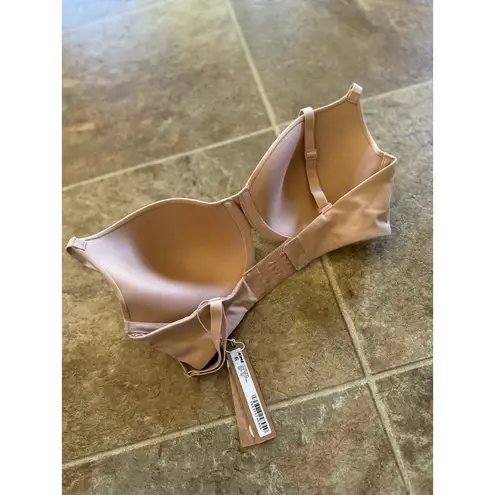 SKIMS Fits Everybody T-shirt Demi Bra Size 32D Clay