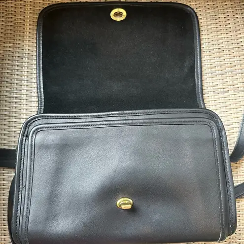 Coach Vintage  Navy (almost black) Ridgefield Flap