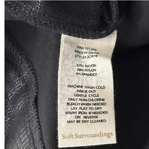 Soft Surroundings Straight Leg Pants Womens L Black Textured Snake Skin Pull-On