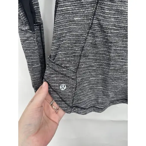 Lululemon  Base Runner 1/2 Zip Jacket 4 Heathered Herringbone Black Gray Athletic