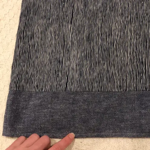 THML Sleeveless Embroidered Notch Neck Top Size XS Anthropologie