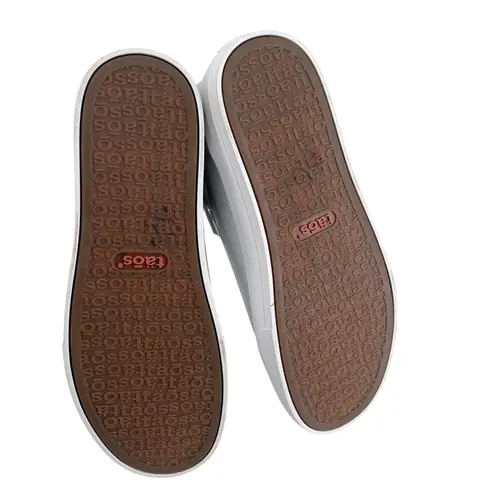 Taos Plim Soul Luxe Sneaker in Metallic Silver Size 6 Quiet Luxury Leather