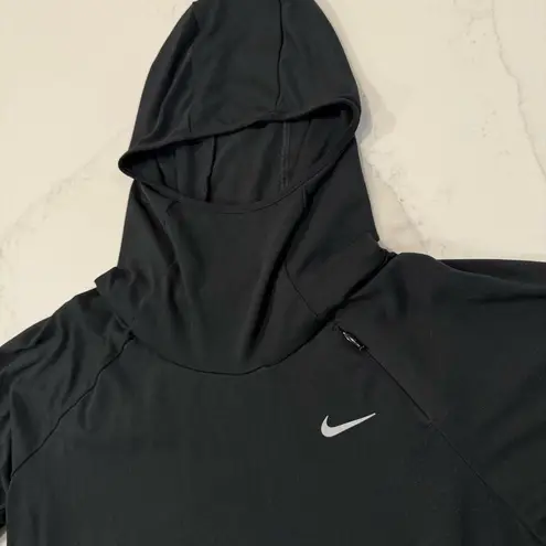 Nike  Dri-Fit Running Element Fitted Athletic Hoodie Womens Small Black Cowl Neck