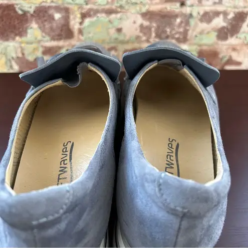 Softwaves Cadie Slip On Sneakers Size 41 9.5/10 Blue Suede Loafers