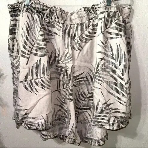 Jane and Delancey  Palm Pull On Shorts Size 3X