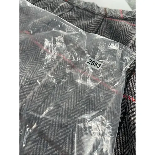 Jantzen 1970’s vintage size 14 plaid skirt. Elastic waist