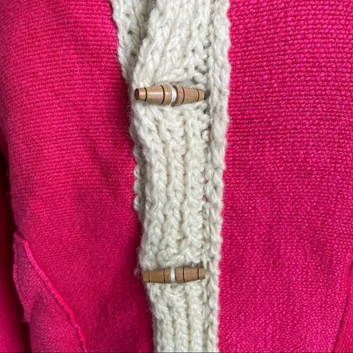 VINTAGE 1970s collared magenta sweater