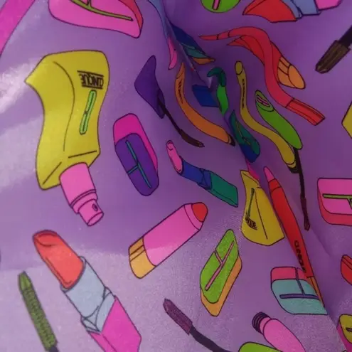 Clinique COSMETIC TOTE BAG BRAND NEW LOGO “C” On The Front.